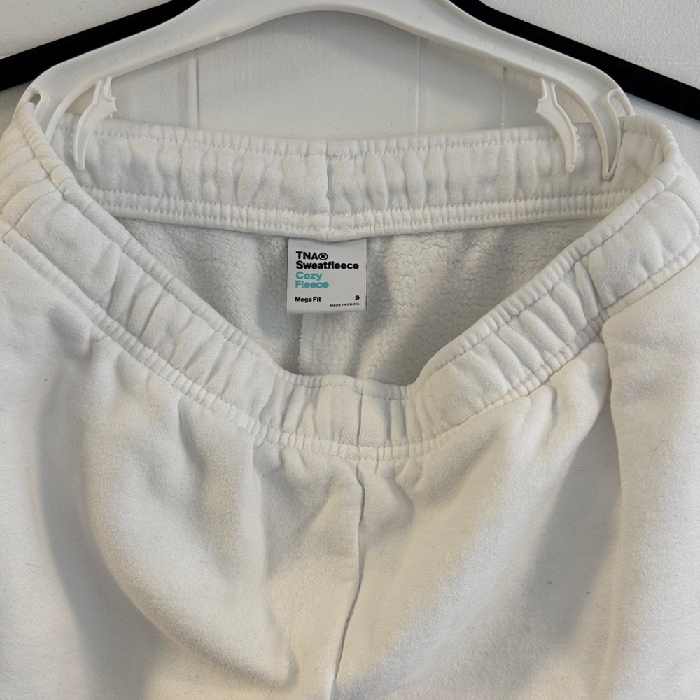 TNA White Cargo Sweatflece Mega Fit sweatpants